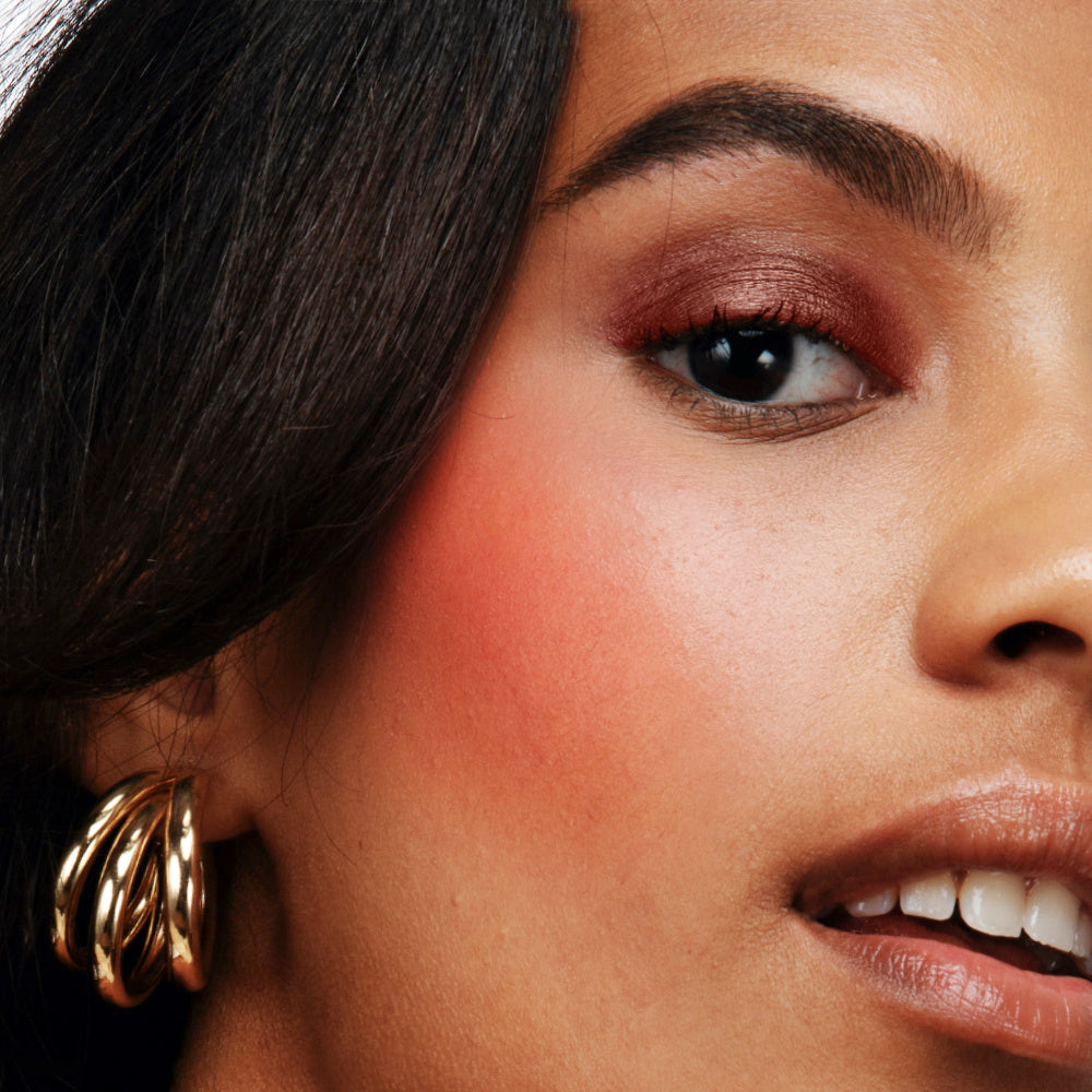 Soft-Matte Liquid Blush